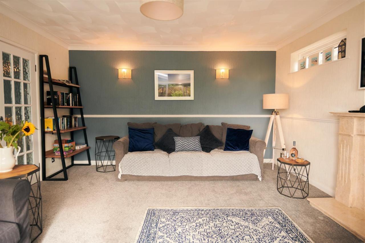 Sea Gem- Beautiful Family Home With Stunning Sea Views & Garden Tenby Exterior foto